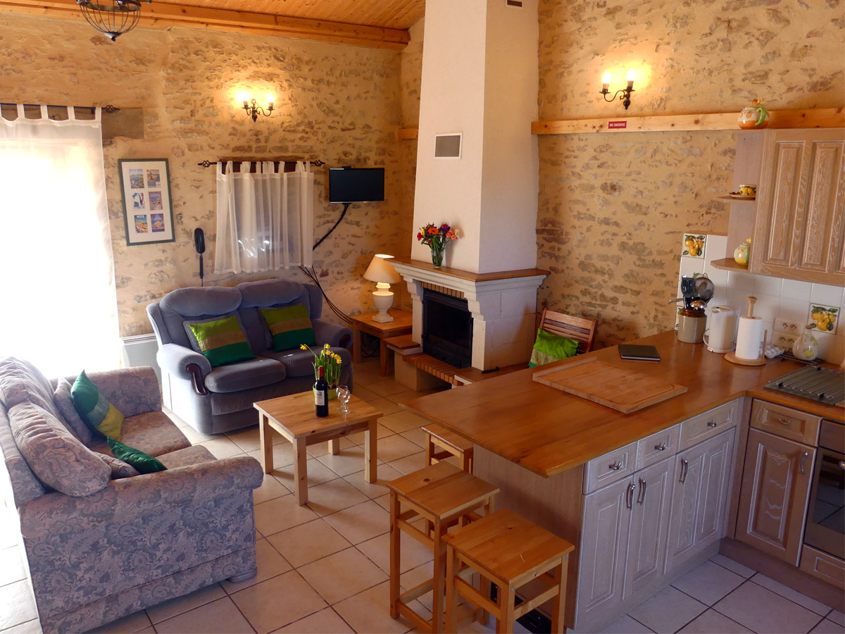 Cosy Lounge at Wisteria Cottage in Sigournais